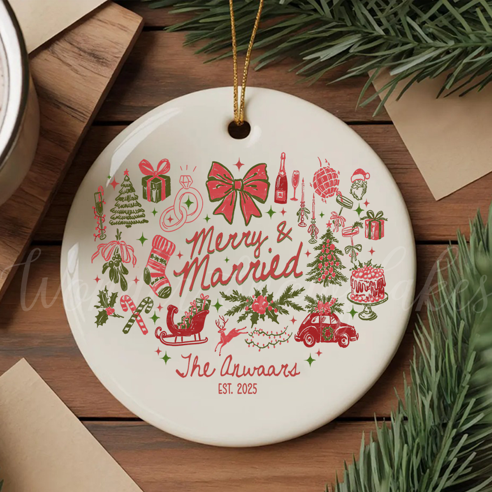 Personalized "Merry & Married" First Christmas Ornament – Custom Newlywed Keepsake